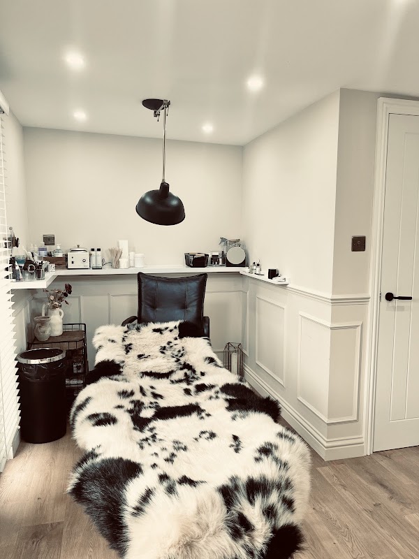 Jasmine's Beautique — photo 1